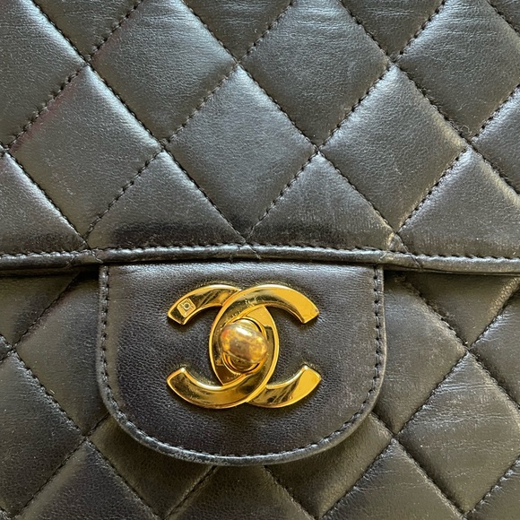 Sold locally!   Vintage Chanel Kelly w/24kt hardware - Picture 3 of 10